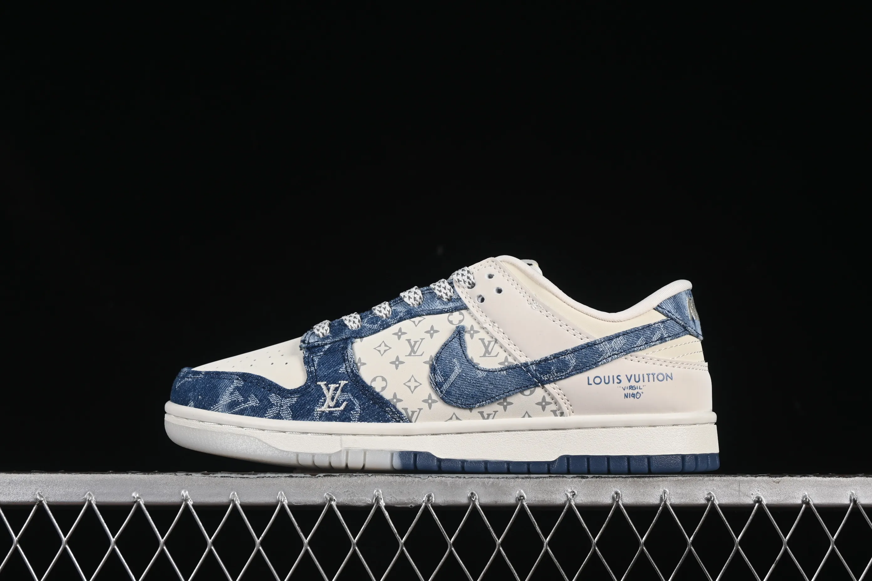 All categories Nk SB Dunk Series Nk SB Dunk Low High-end customized low-top sneakers Nike SB Dunk Low LV joint v blue jeans Anniversary high-end customized low-top casual sneakers CH8311-287